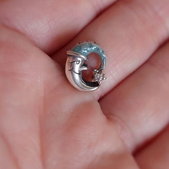 925 Silver Sleepy Moon Charm - Picture 3 of 10